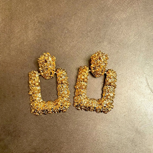 Gold earrings - Picture 1 of 4